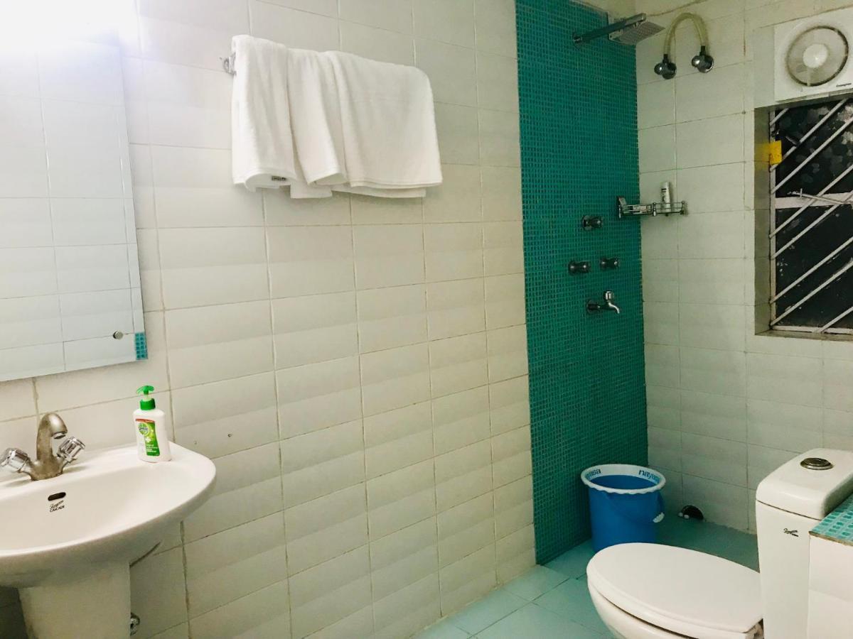 Bluo 1bhk Salt - Kitchen, Balcony, Parking ,terrace Apartment Kolkata